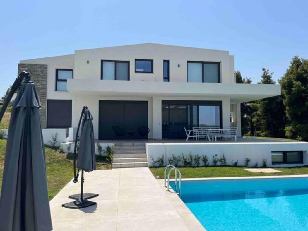Elani New Luxury Villa Bagian luar foto